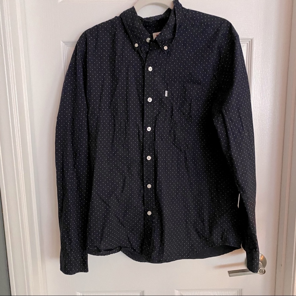 Men’s Levi’s Polkq Dot Button Up Shirt